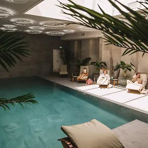1770&spa 4*, Le Pontet (Vaucluse) France